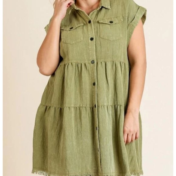 Women's BREEZING INTO SPRING DRESS - Picture 1 of 1